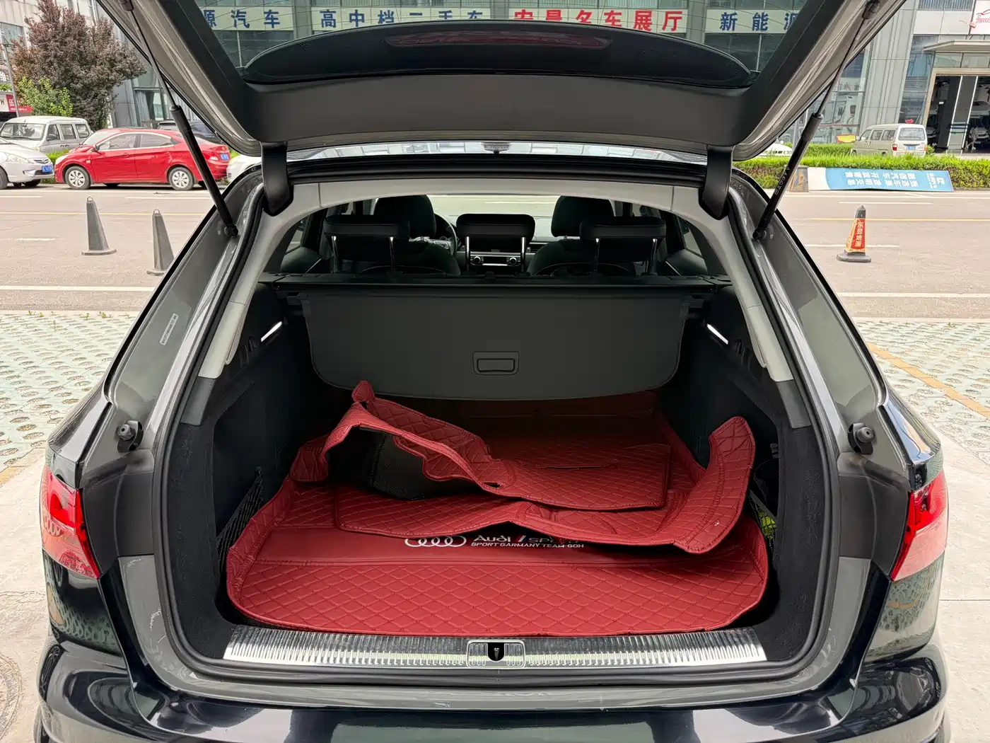 Audi A4 (Import) 2021 2021 allroad quattro Explorer