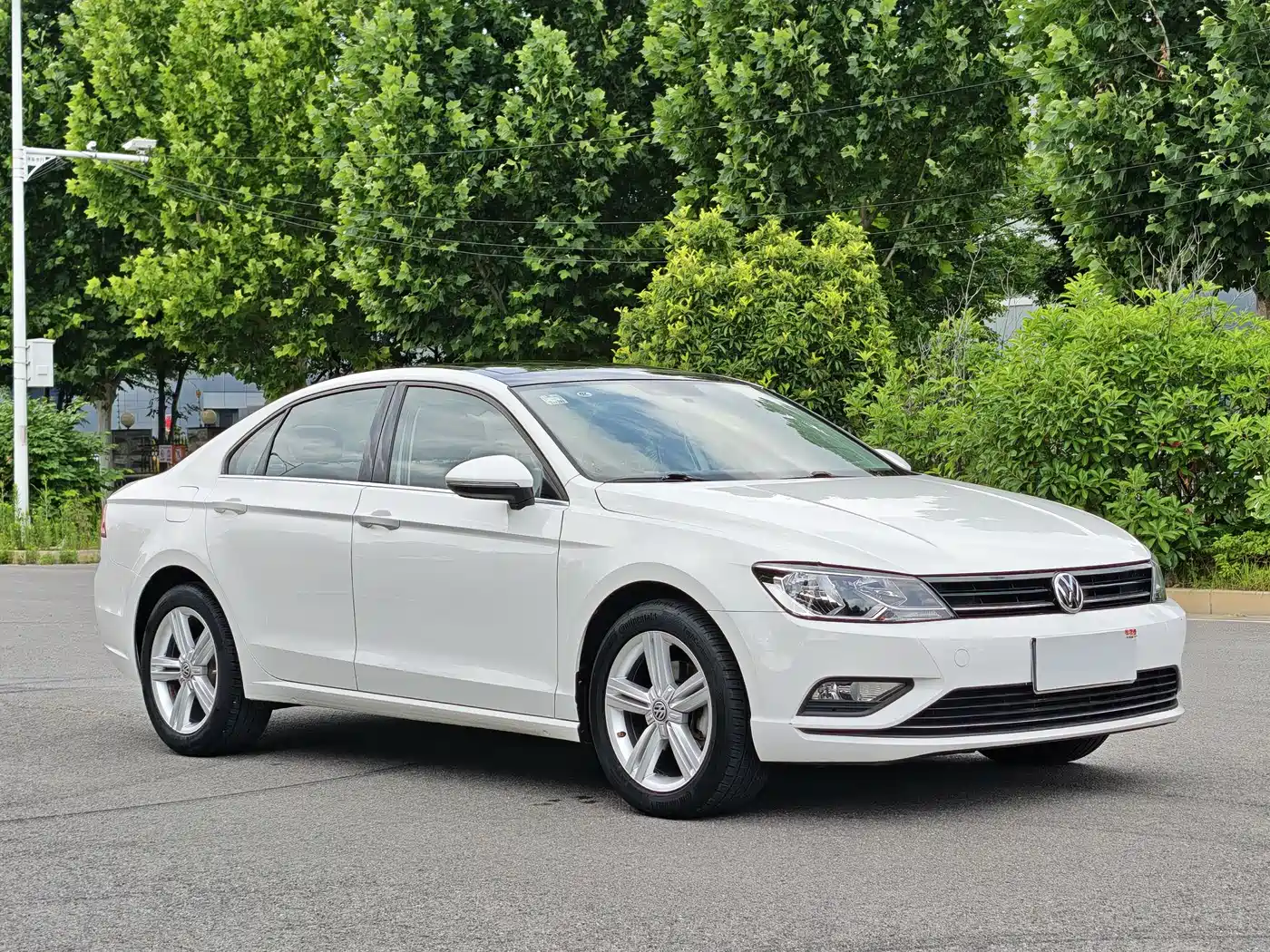 Volkswagen Lamando 2018 280TSI DSG Comfort Edition фото 3