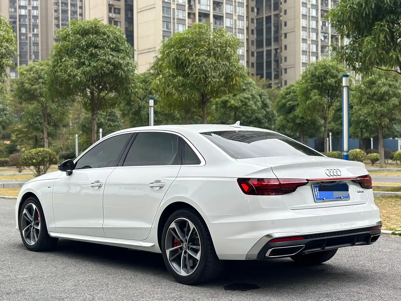 AUDI A4L