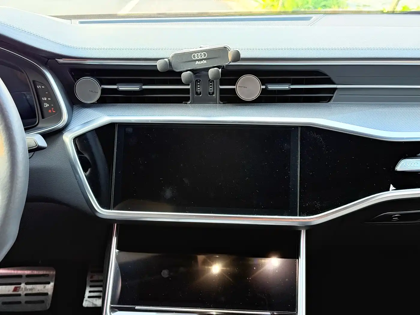 Audi A6L 2023 45 TFSI Premium Selection Dynamic фото 12