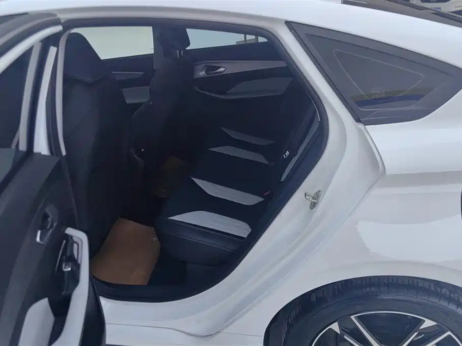 GEELY AUTOMOBILE BINRUI