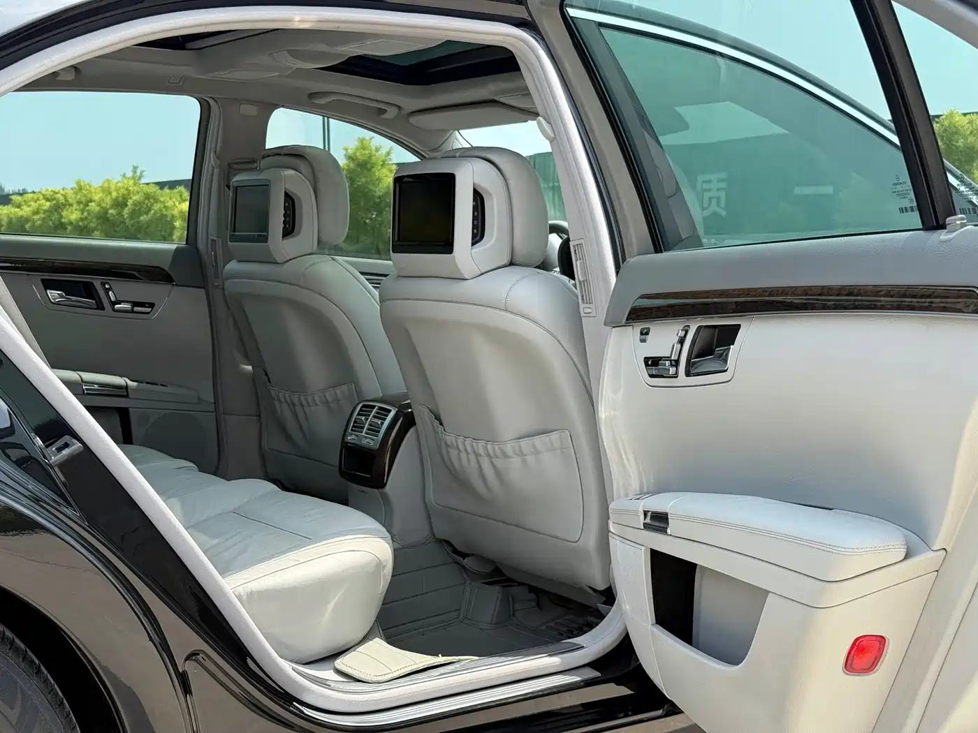 Mercedes-Benz S-Class 2010 S 300 L Business фото 33