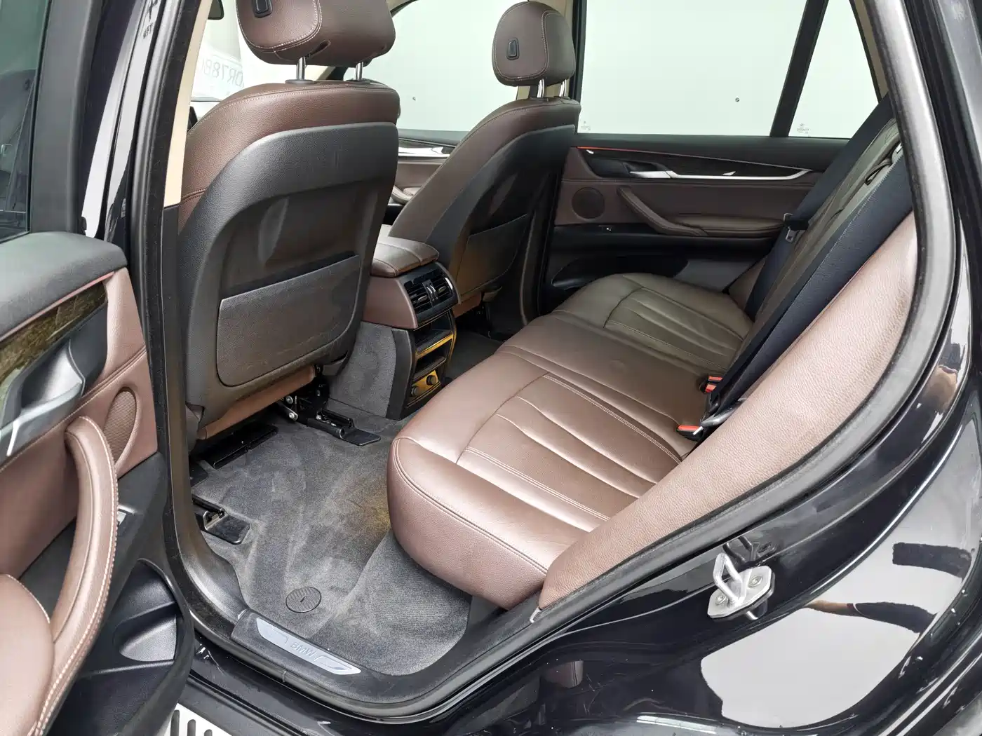 BMW X5 (Import) 2017 xDrive35i Leading Edition фото 14