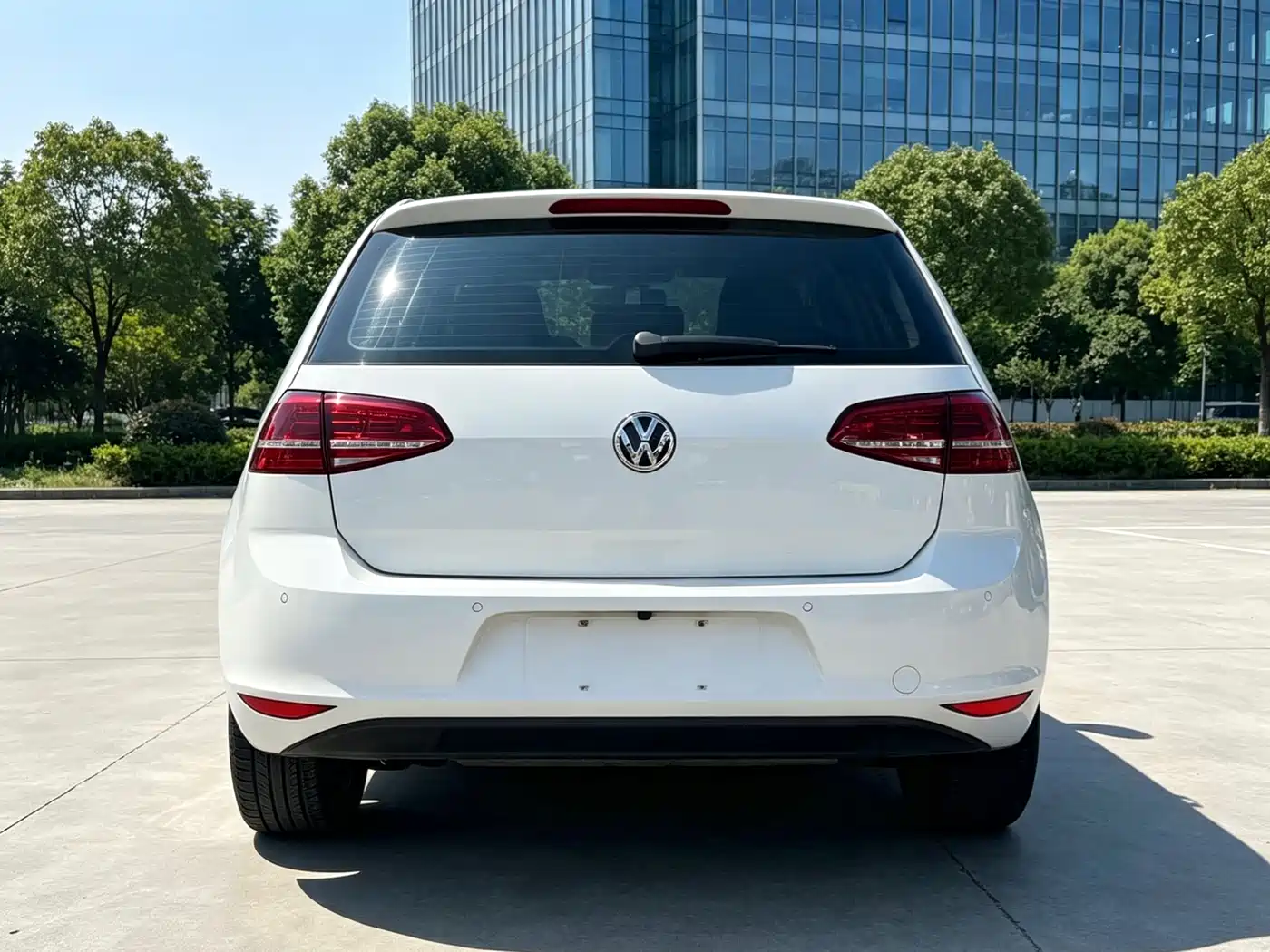 Фото 6 - Volkswagen Golf