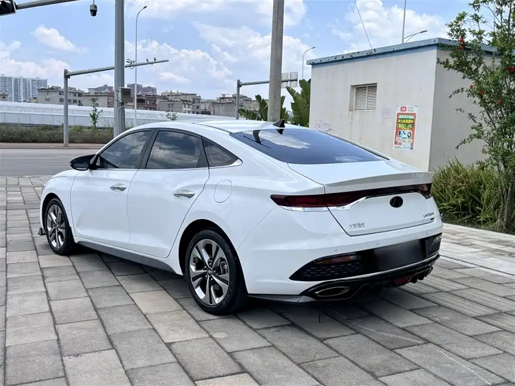 Hyundai Fista 2019 280TGDi Sport Edition China VI фото 6
