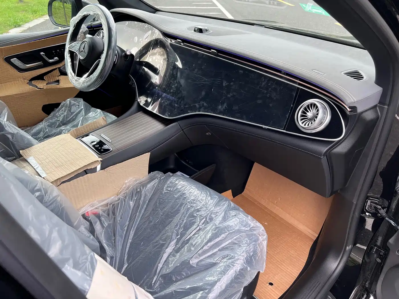 Mercedes-Benz EQS SUV 2026 2025 Model 500 4MATIC