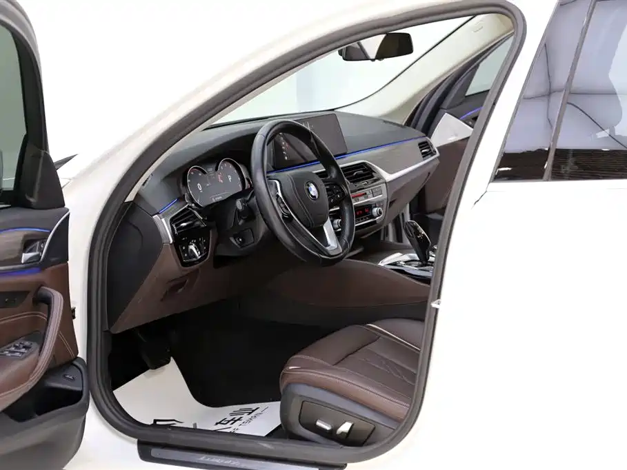 BMW 5 Series 2018 530Li Leading Luxury Package фото 5