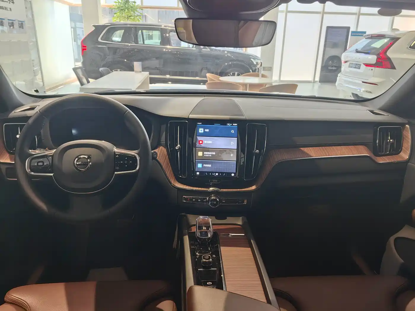 Volvo XC60 2025 2025 B5 AWD Smart Elite Luxury Edition