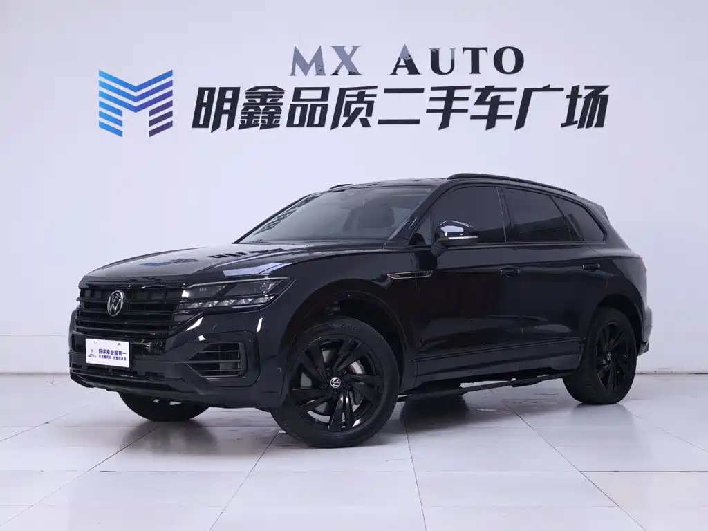 Volkswagen Touareg 2022 2021 3.0TSI Sharp Edition with Gloss Black Sports Package