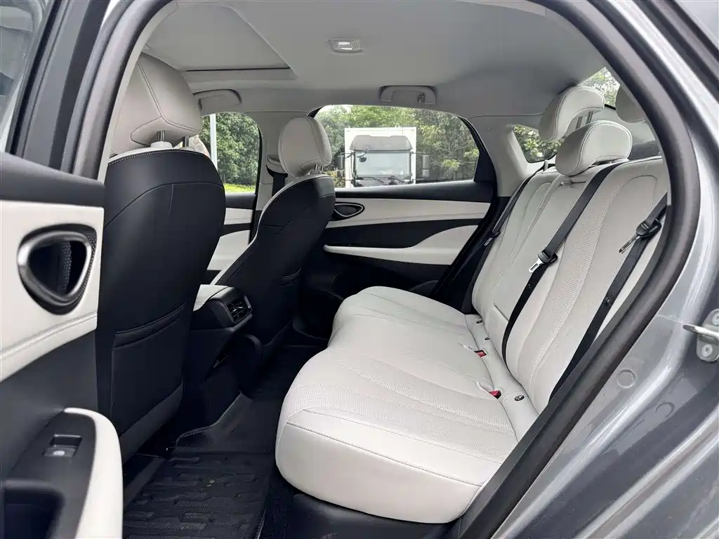 BYD Hai Bao 05 DM-i 2025 DM-i Smart Driving Edition 120KM Flagship фото 6