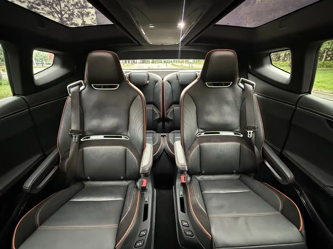 HiPhi X 2023 2022 Pioneer 6-Seater Long Range