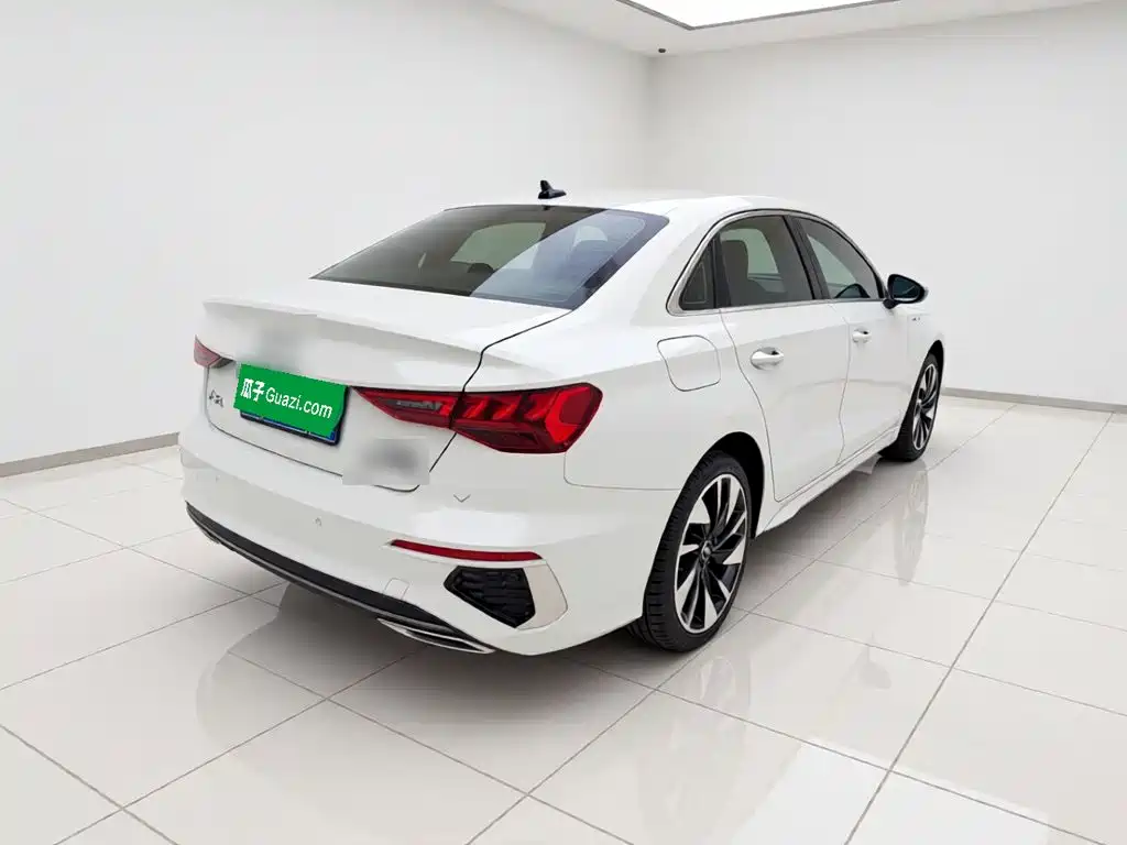 Photo 6 - Audi A3