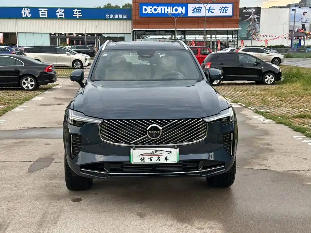 Volvo XC90 Plug-in Hybrid 2026 2025 Facelift T8 Smart Premium Luxury 7-seater