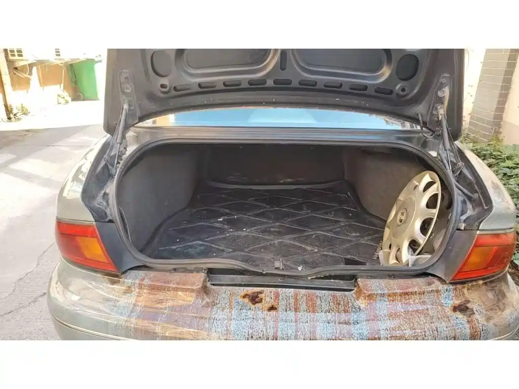 Buick New Century 2002 2002 2.5L Base