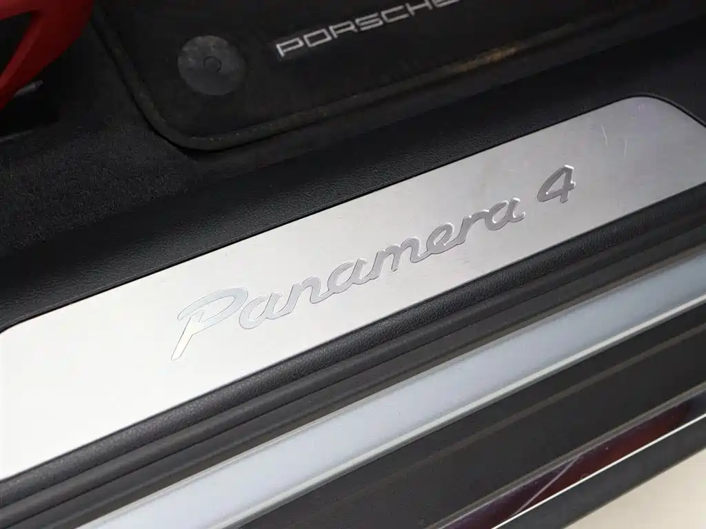 Porsche Panamera 2019 Panamera 4 Executive Long Wheelbase 2.9T фото 15
