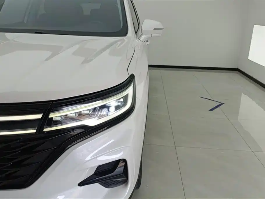 ROEWE RX5 MAX