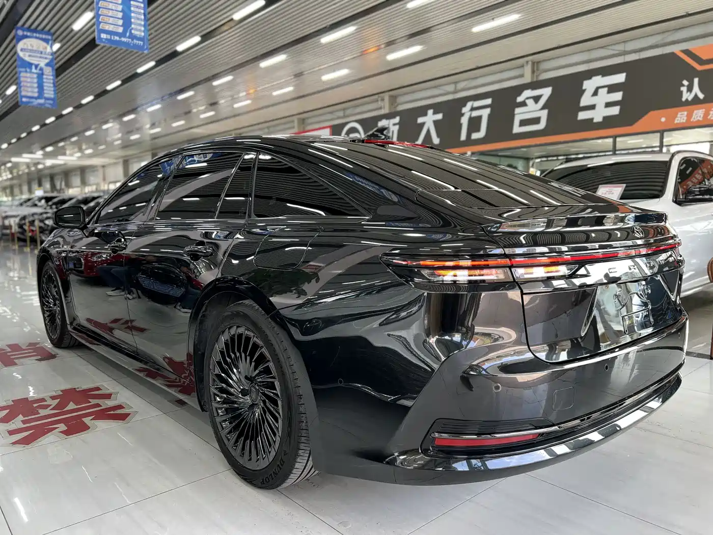 Toyota Crown, миниатюра 9