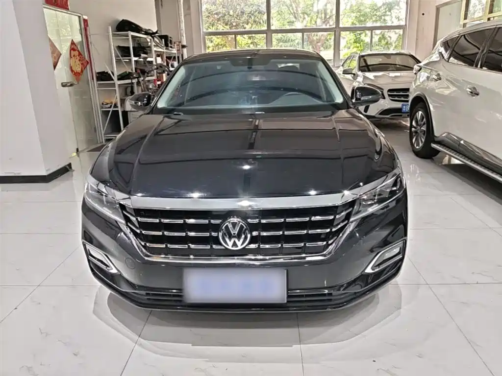 Volkswagen Passat 2020 280TSI Business Edition China VI фото 3