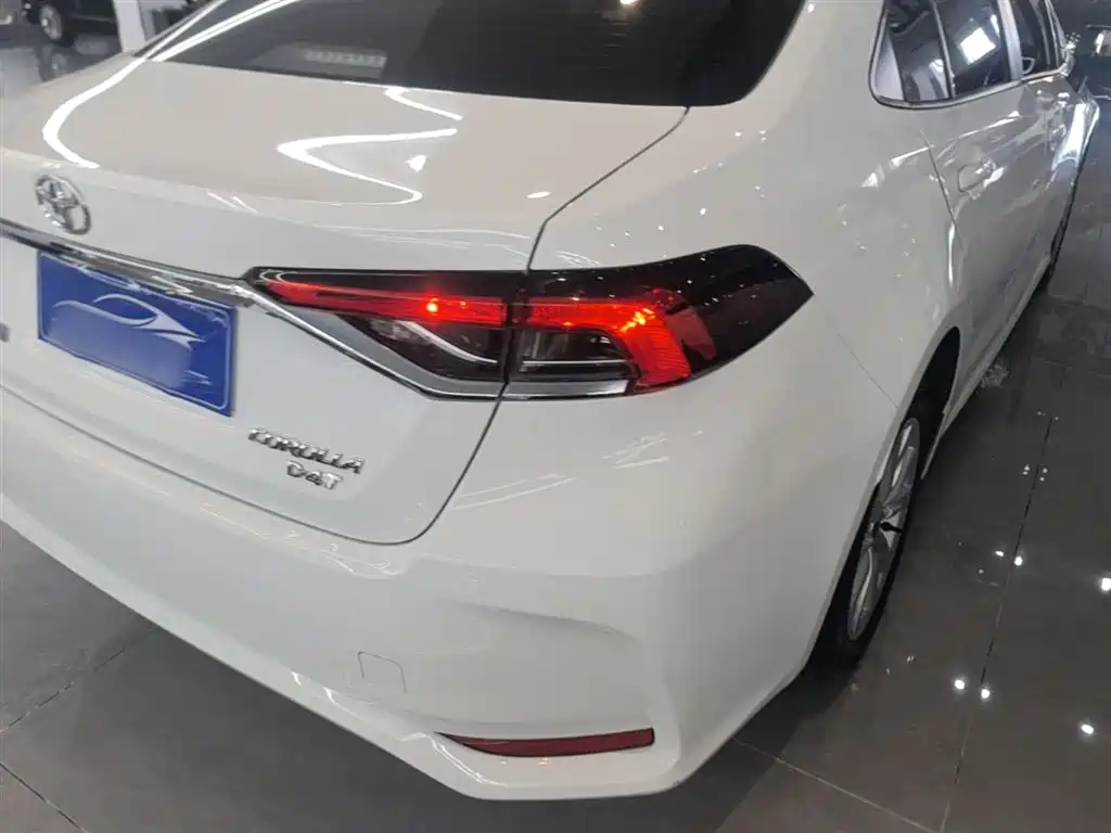 Toyota Corolla 2023 1.2T Elite Edition фото 8