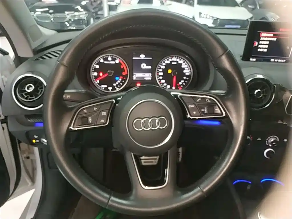 Audi A3 2019 Limousine 35 TFSI Progressive China VI фото 11