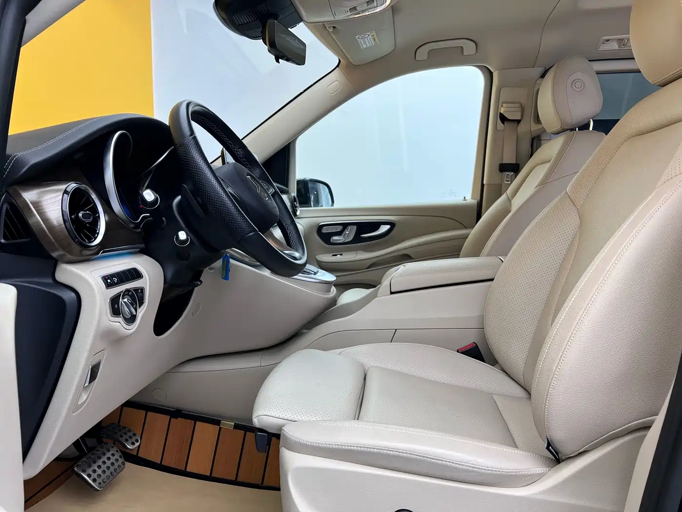 MERCEDES-BENZ V CLASS