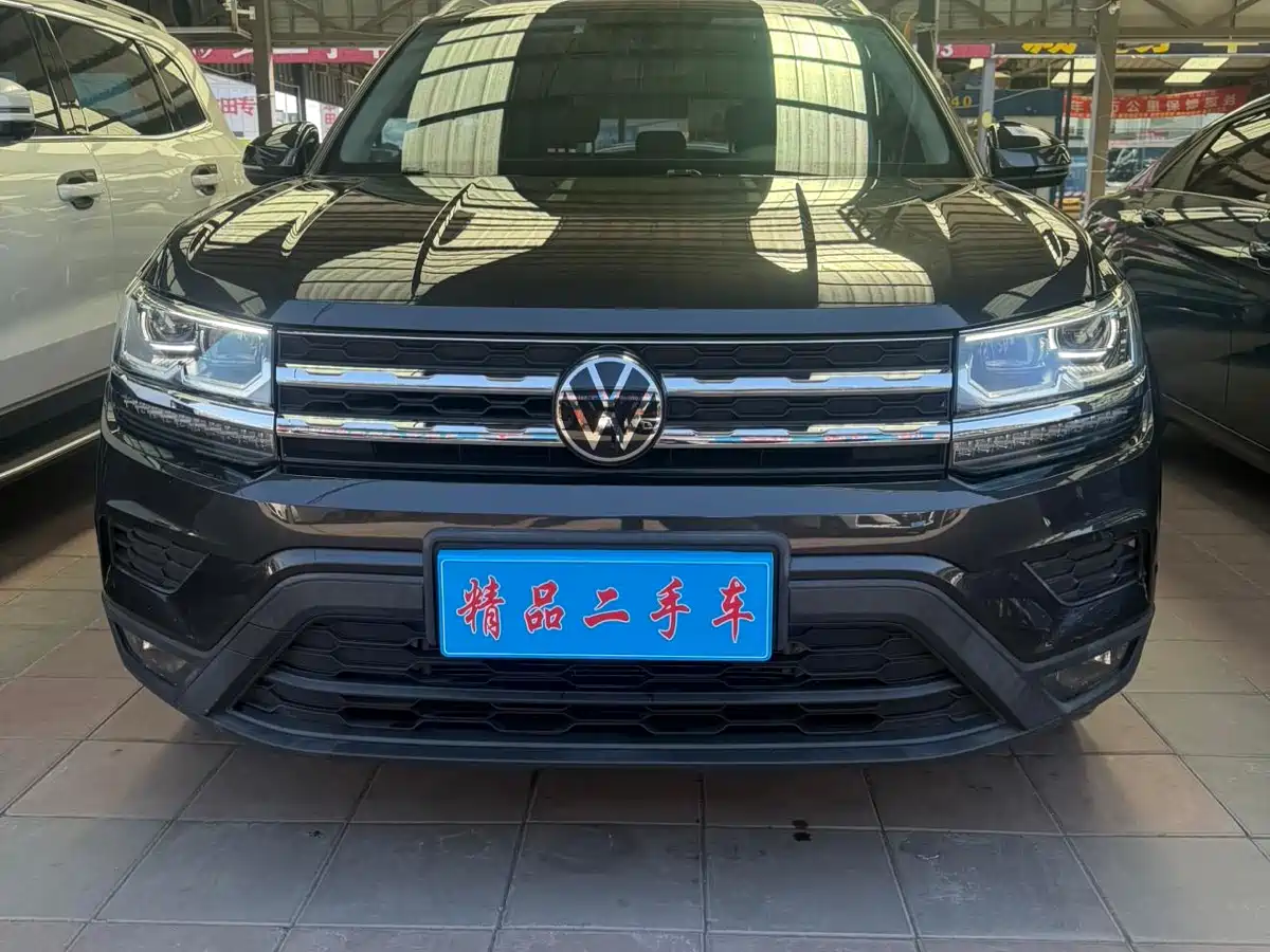 Volkswagen Tharu 2022 280TSI FWD Luxury Edition фото 2