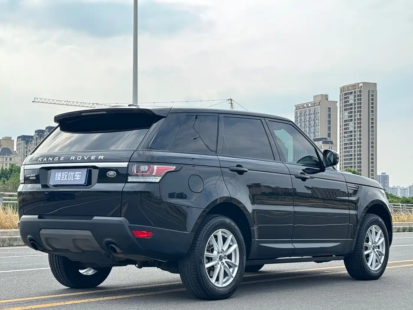 Land Rover Range Rover Sport 2016 Model 3.0 SC V6 SE фото 10