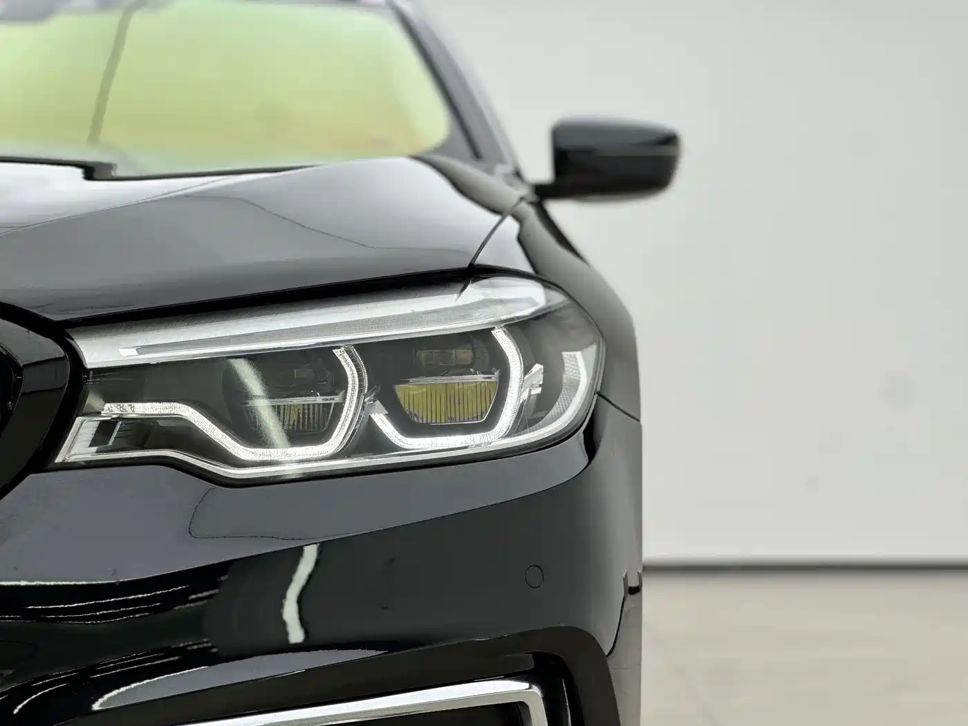 BMW 5 Series New Energy 2019 Facelift 530Le Pioneer Edition фото 11