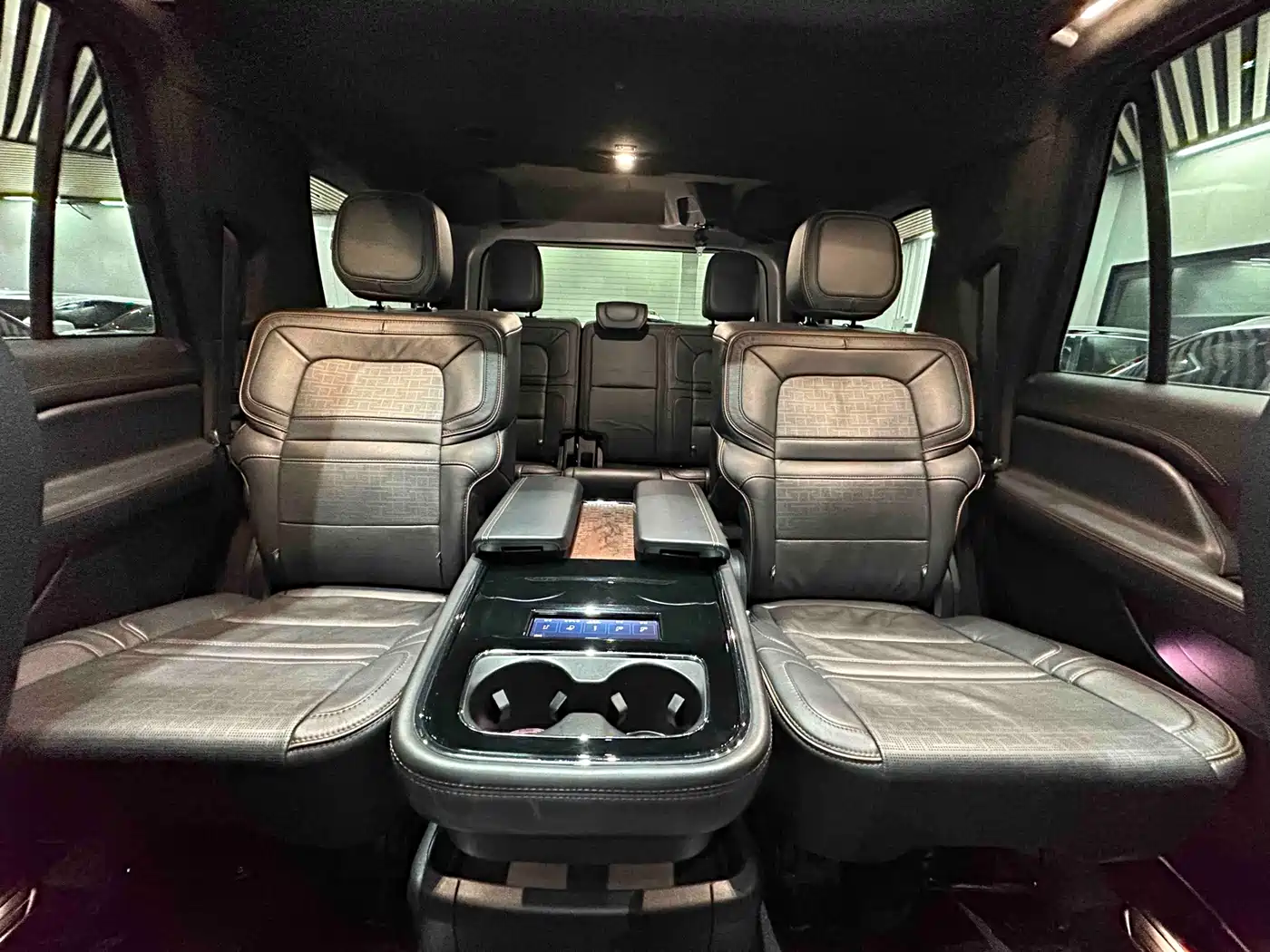 Lincoln Navigator 2022 3.5T Centennial Limited Edition фото 23