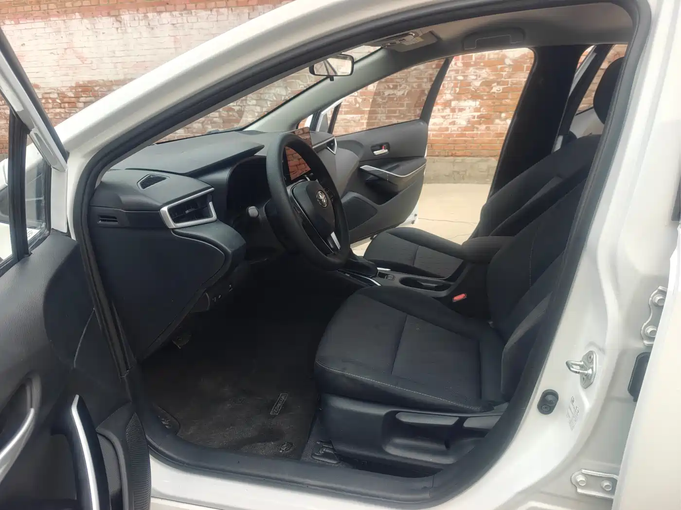 Toyota Corolla 2023 1.8L Smart Hybrid Dual Engine Elite Edition фото 15