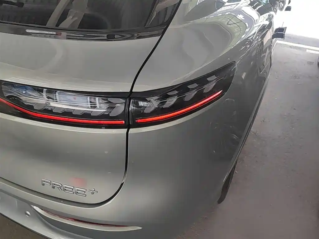 Voyah Auto VOYAH FREE 2025 FREE+ 4WD Qiankun Edition фото 8