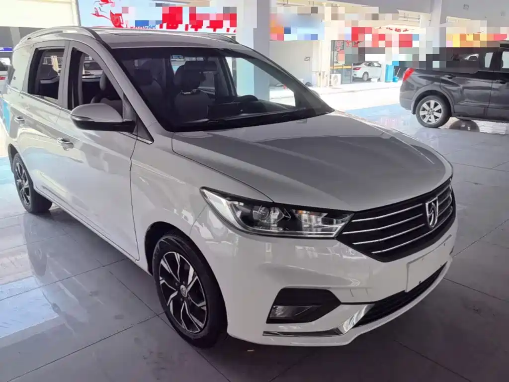 Baojun 360 2018 2018 1.5L Automatic Luxury (China V)