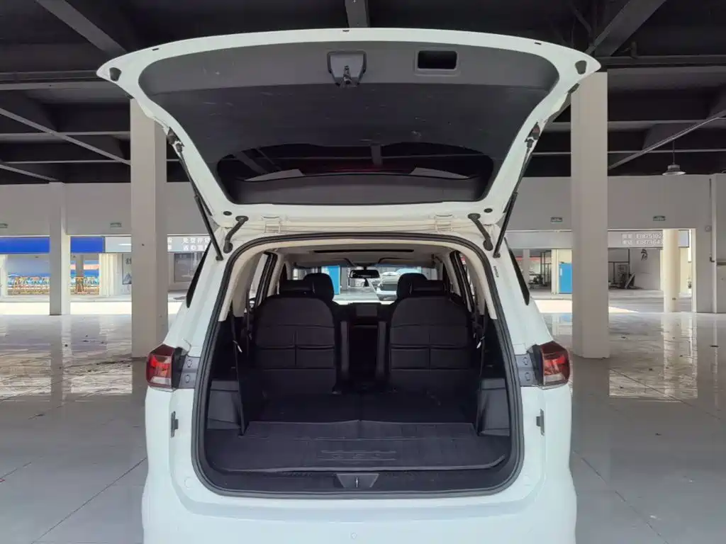 Baojun 360 2018 2018 1.5L Automatic Luxury (China V)