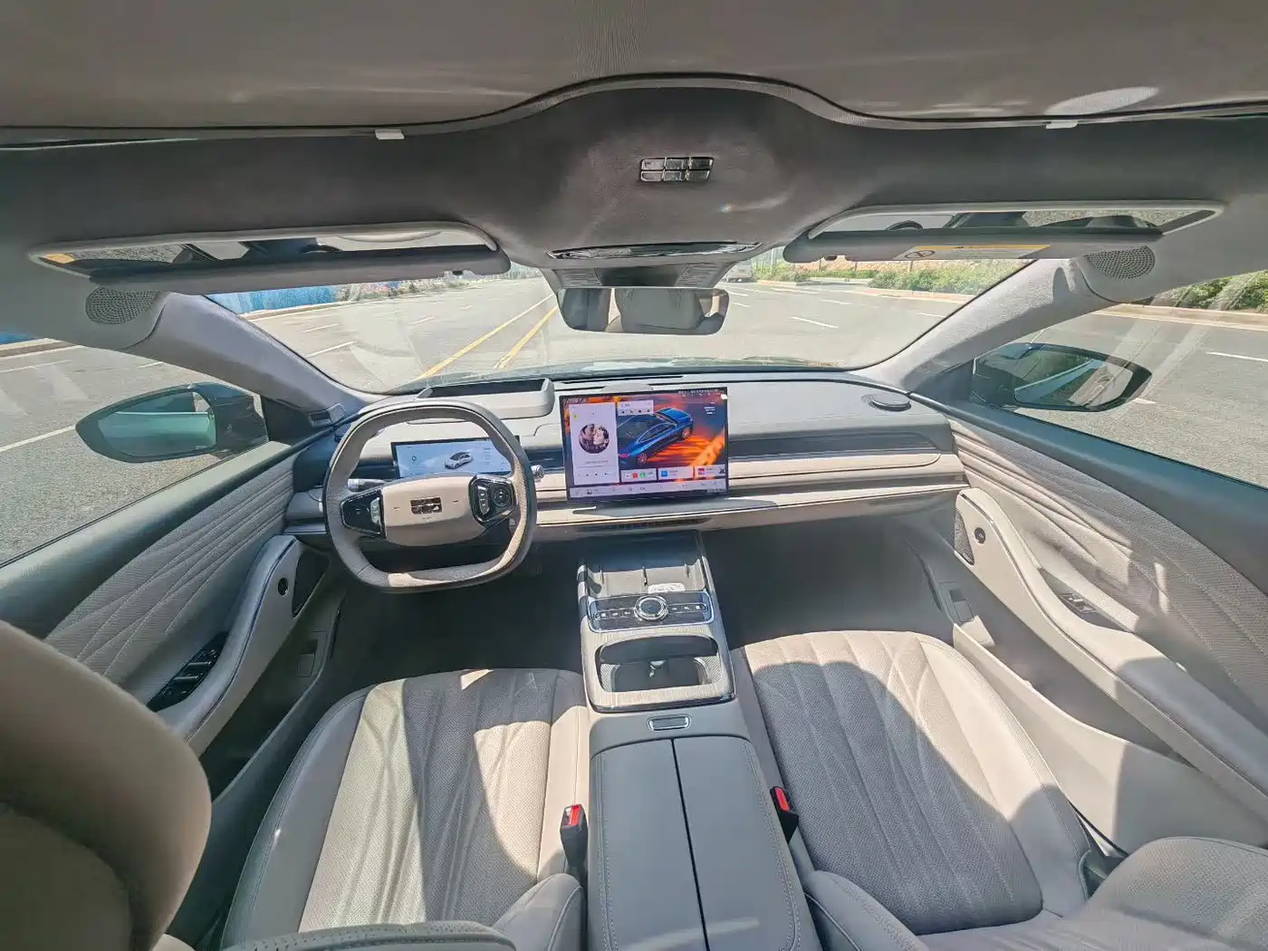 Geely Galaxy Galaxy Xingyao 8 2025 130km EM-P Starship Edition фото 6