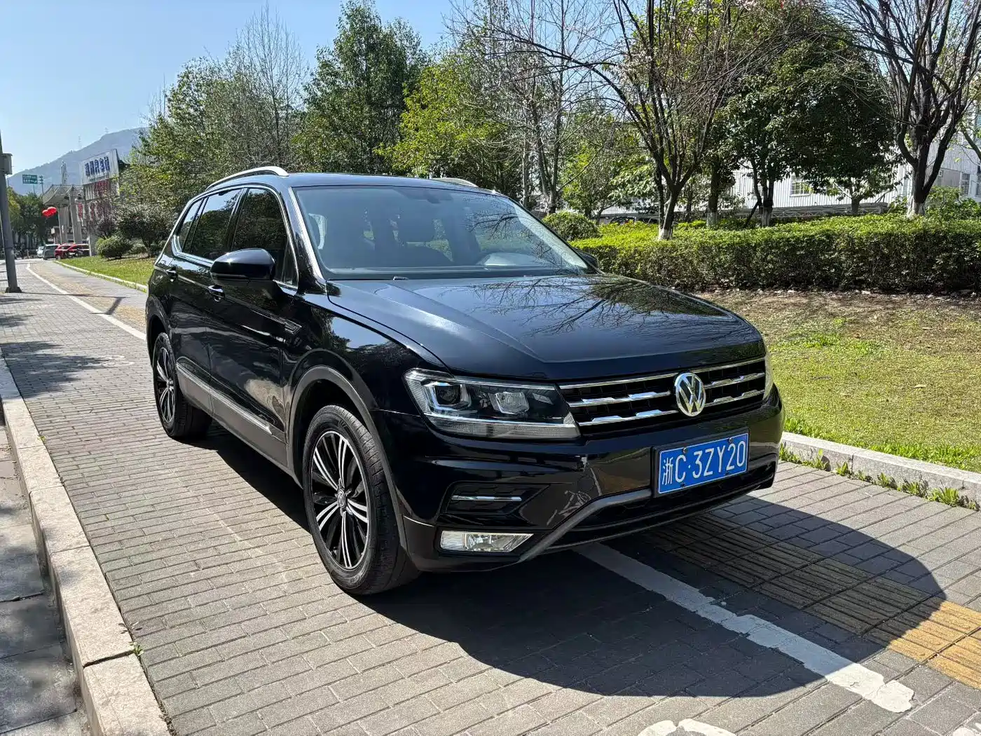 Volkswagen Tiguan L 2019 330TSI Automatic 2WD Panorama Comfort Edition China VI