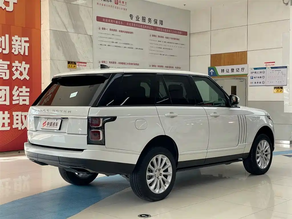 Land Rover Range Rover 2018 3.0 SC V6 Vogue Heritage Edition фото 7