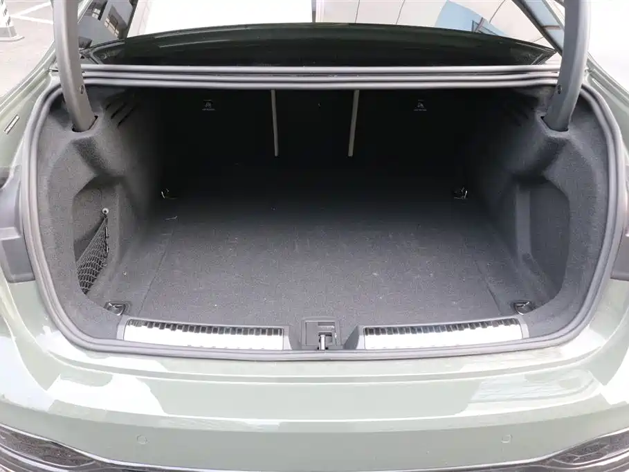 Audi A5L 2026 2.0T Sport Edition фото 12
