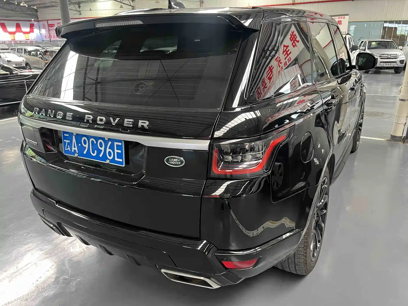 Land Rover Range Rover Sport 2016 3.0 SDV6 HSE фото 12