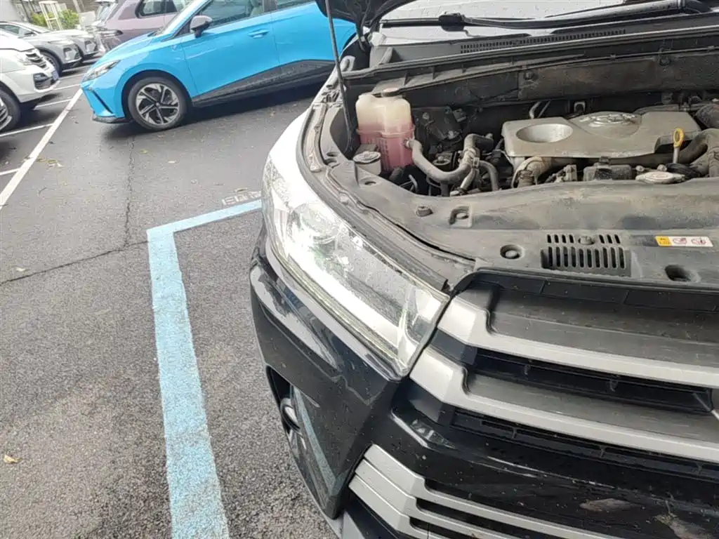 Toyota Highlander 2021 2.0T AWD Knight 7-Seater фото 13