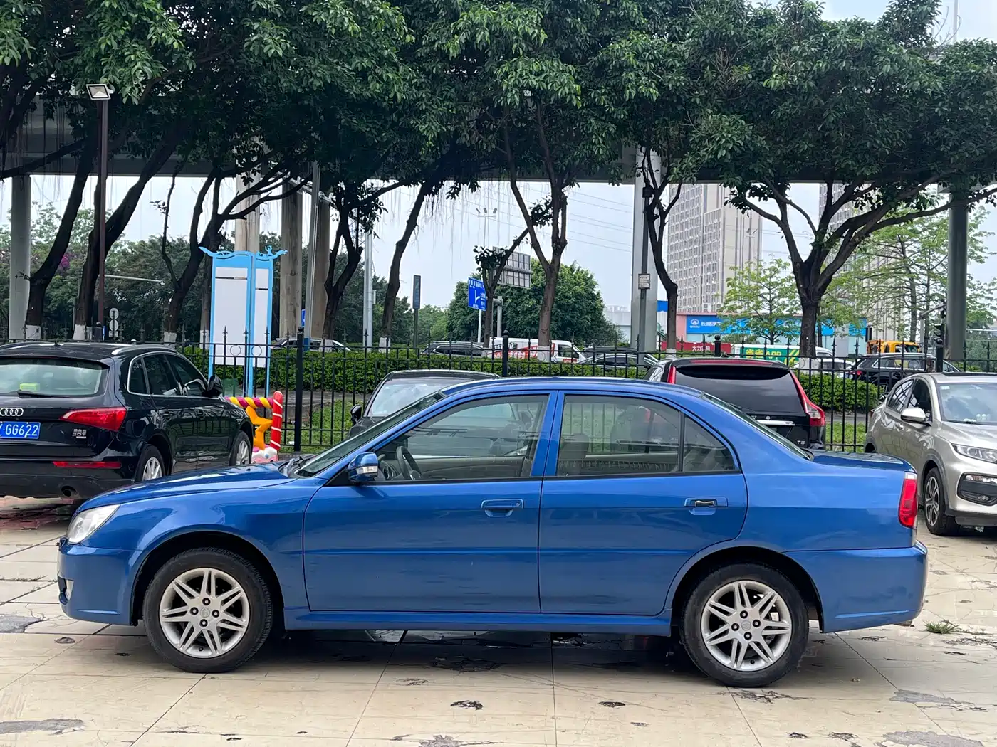 Soueast V3 Lingyue 2010 2010 1.5L CVT Flagship