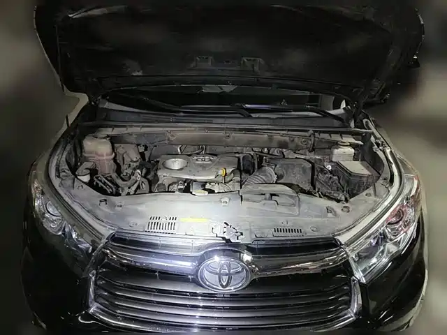 Toyota Highlander 2015 2.0T AWD Luxury Edition 7-seater — фото 3