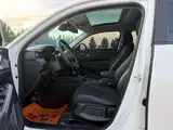Photo 13 - Honda Vezel