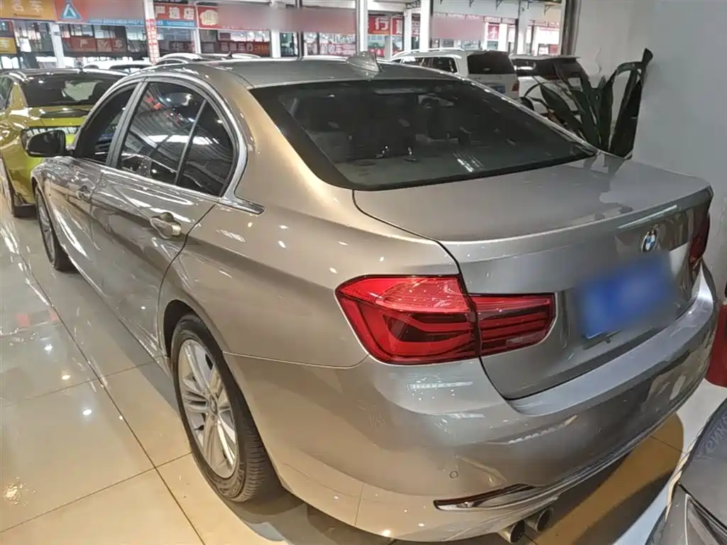 BMW 3 Series 2017 320Li Fashion фото 5