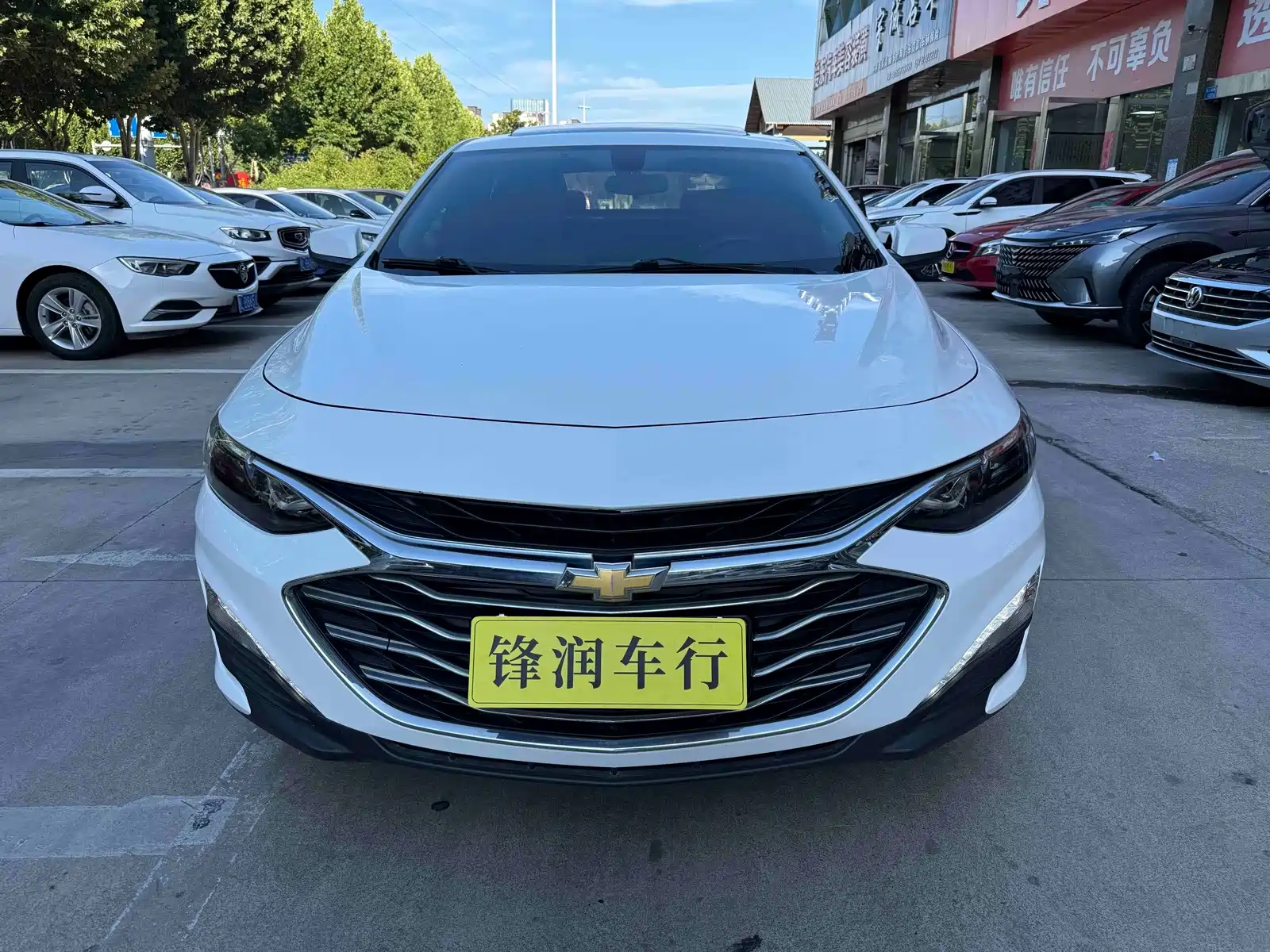 Фото 2 - Chevrolet Malibu XL