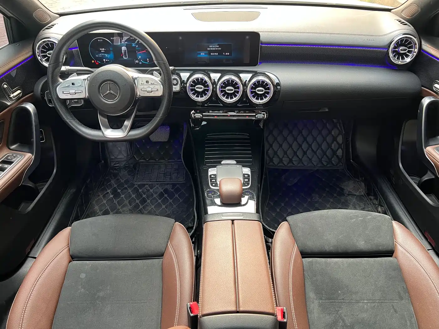 Mercedes-Benz A-Class 2020 A 200 L Sport Sedan фото 7