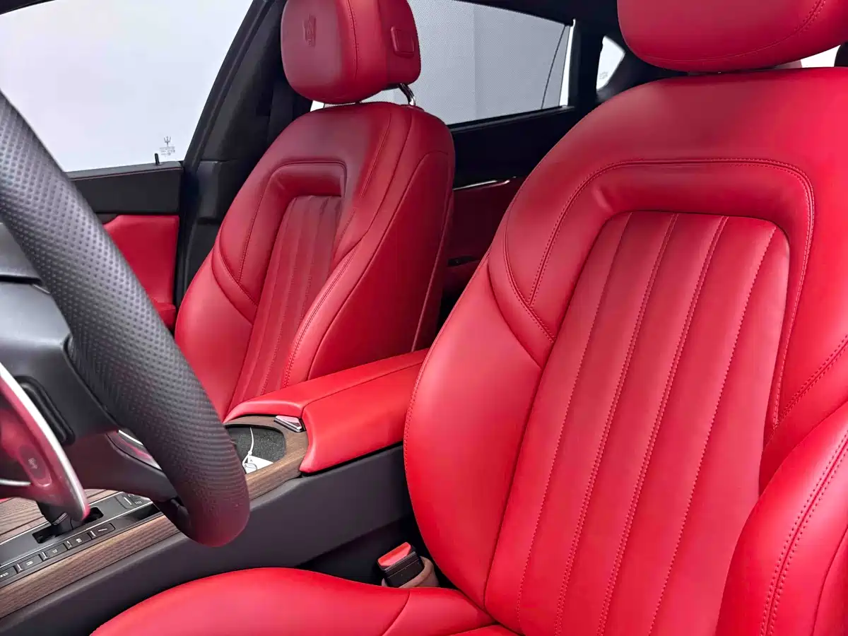 Maserati Quattroporte 2018 3.0T S Q4 Sport Edition фото 9
