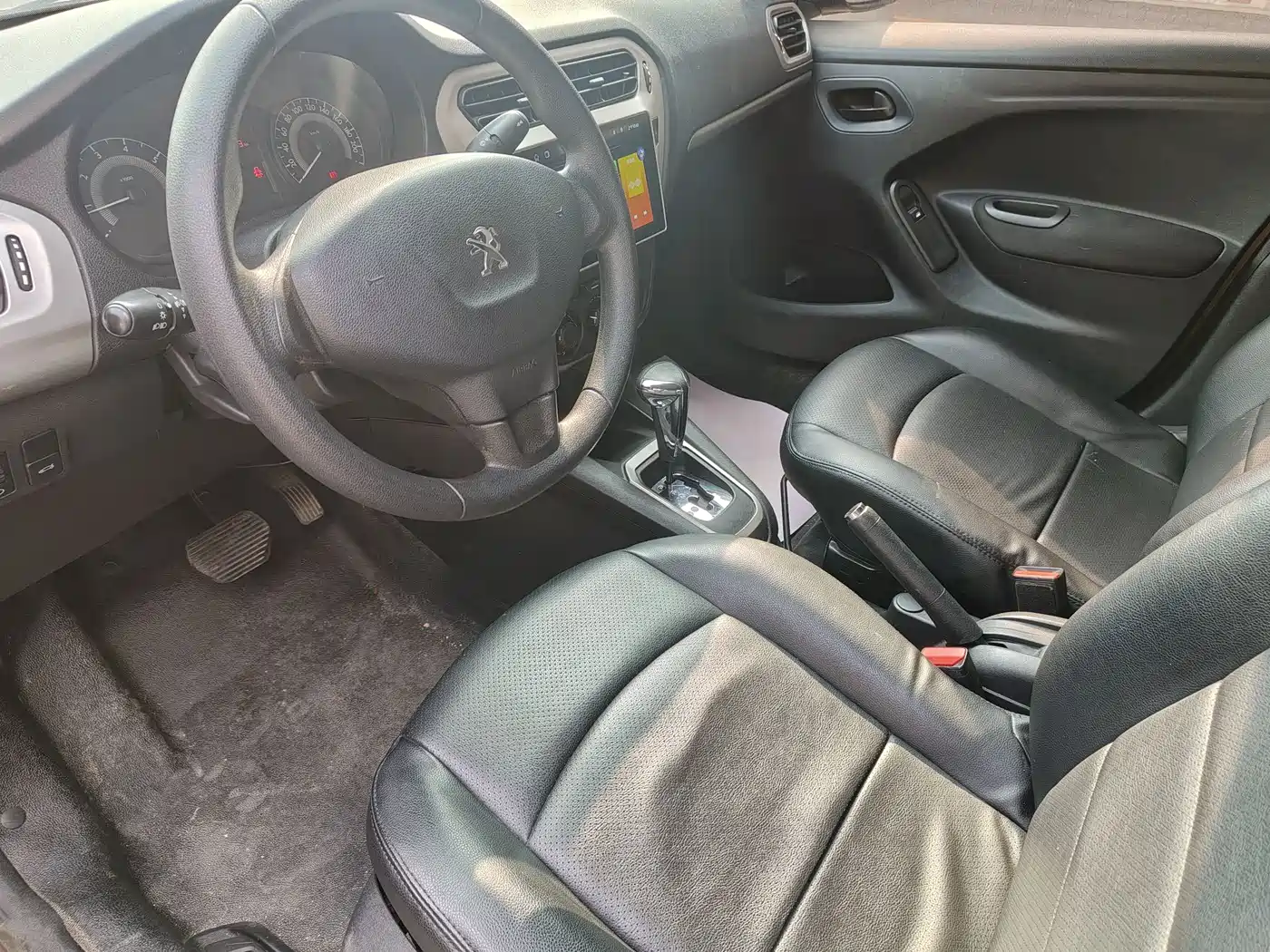 Peugeot 301 2016 1.6L Auto Comfort Edition фото 4