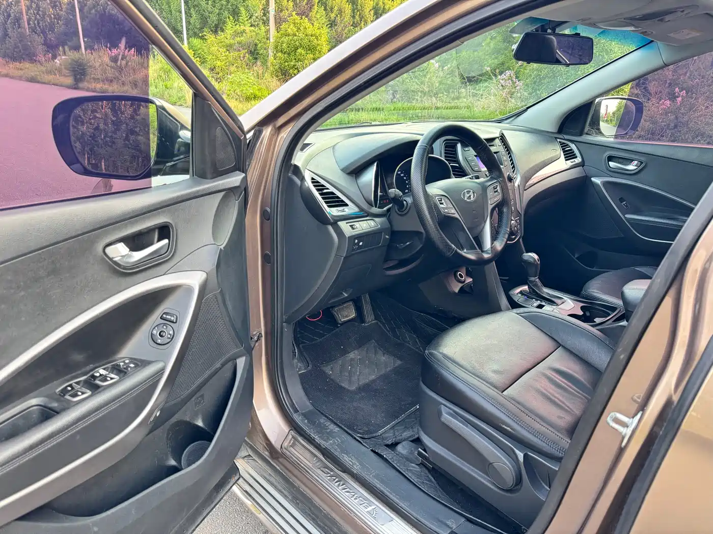 Hyundai Santa Fe 2013 Model 2.4L Automatic 2WD Smart фото 7