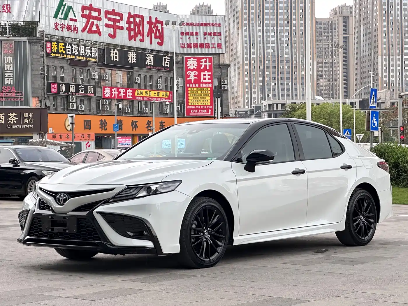 Toyota Camry 2023 2.5S Knight Edition