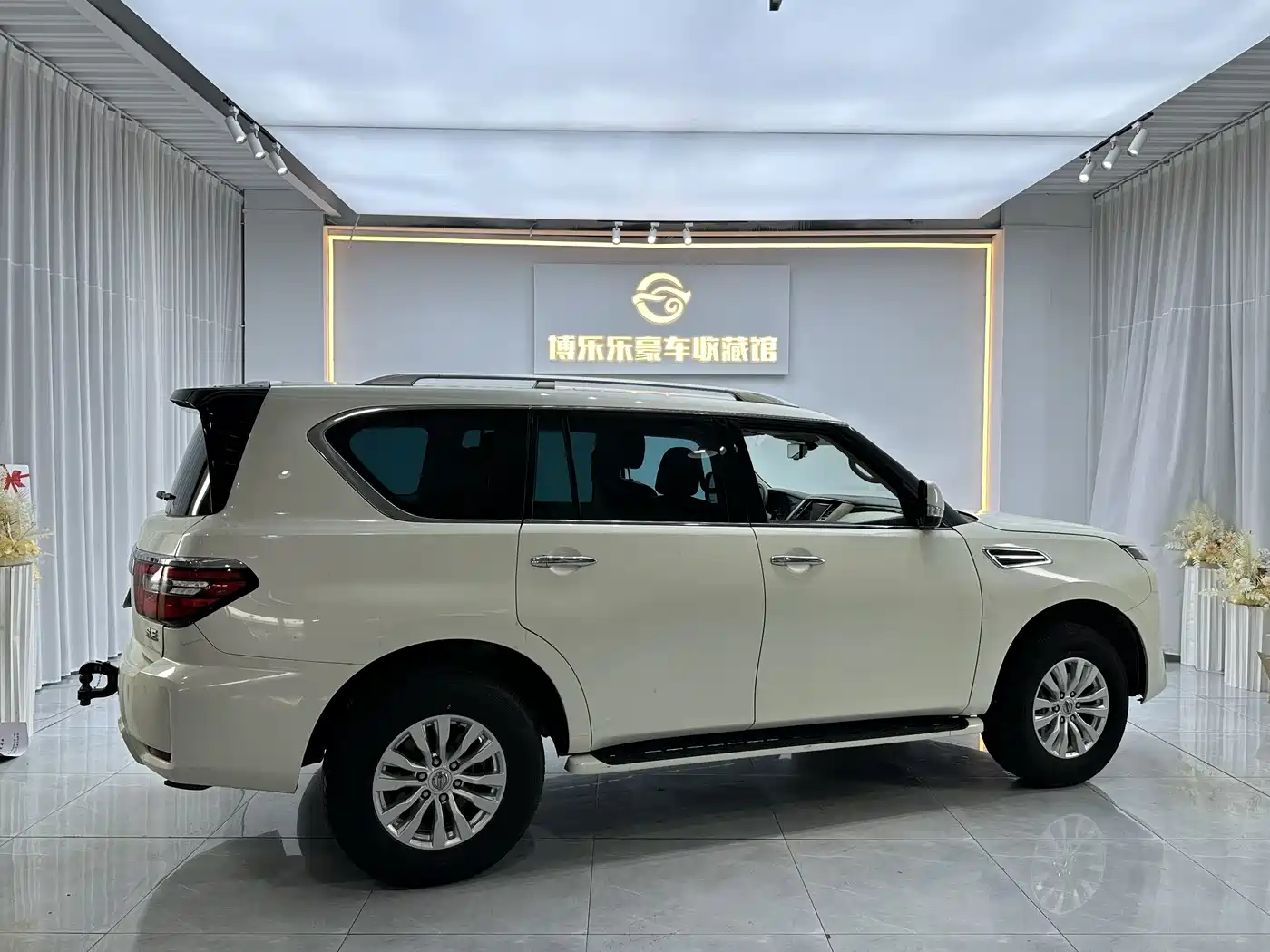 Nissan Patrol 2018 4.0L Flagship фото 3